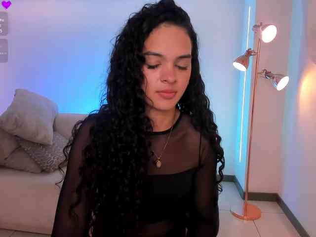 AprilRhodes webcam