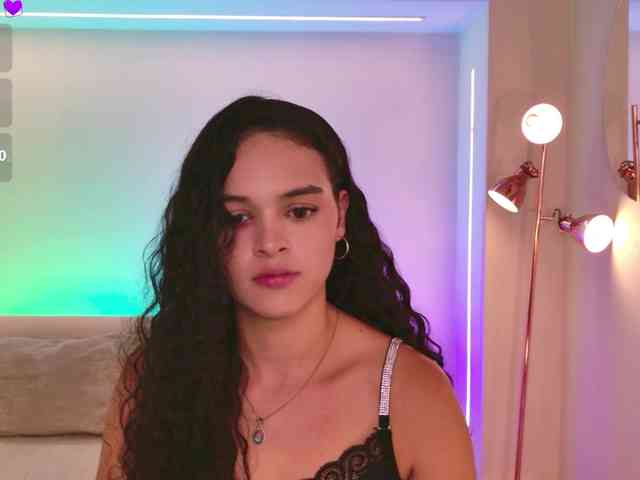AprilRhodes webcam