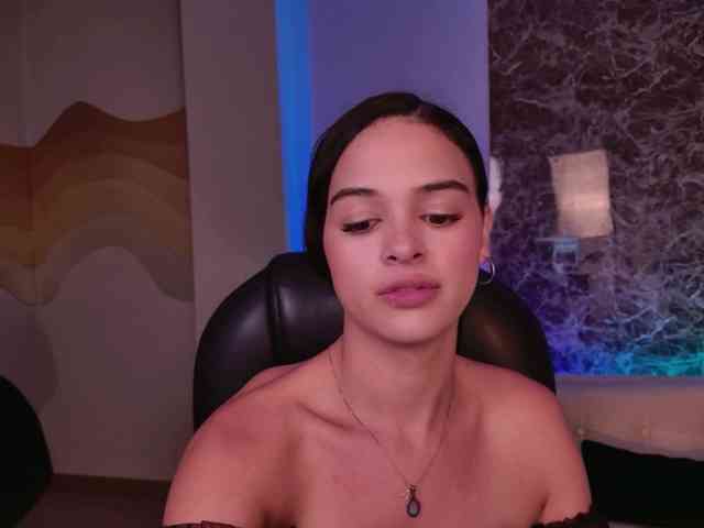 AprilRhodes webcam
