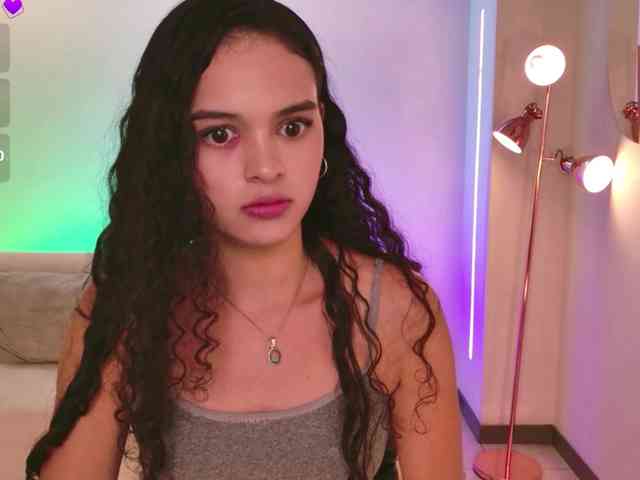 AprilRhodes webcam