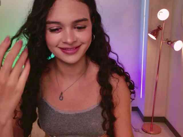 AprilRhodes webcam