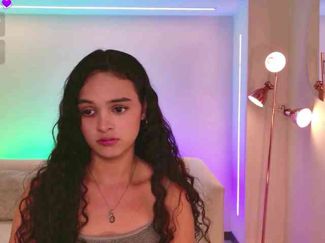 AprilRhodes webcam