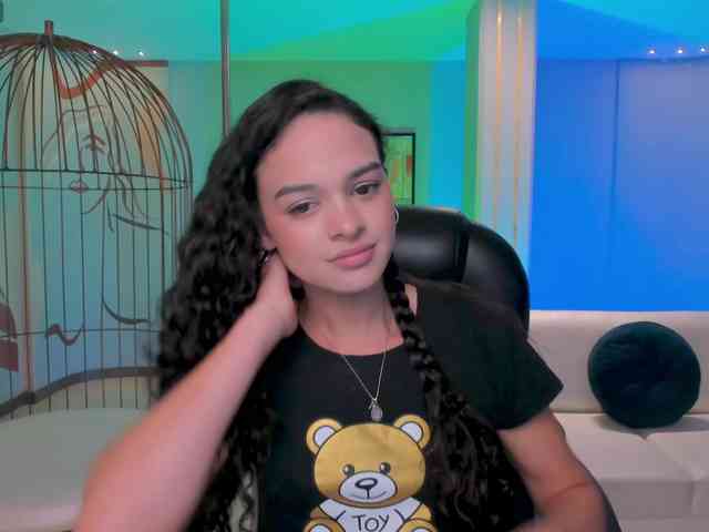AprilRhodes webcam