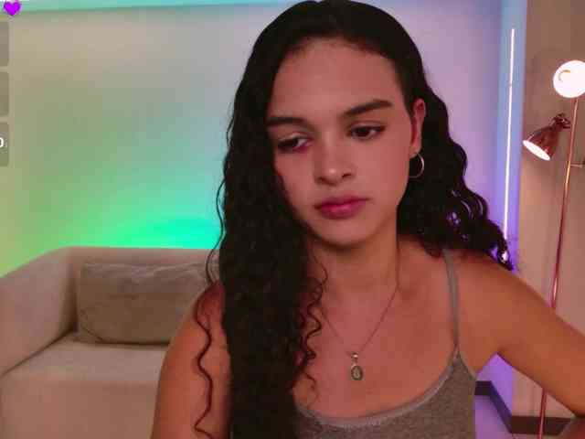 AprilRhodes webcam