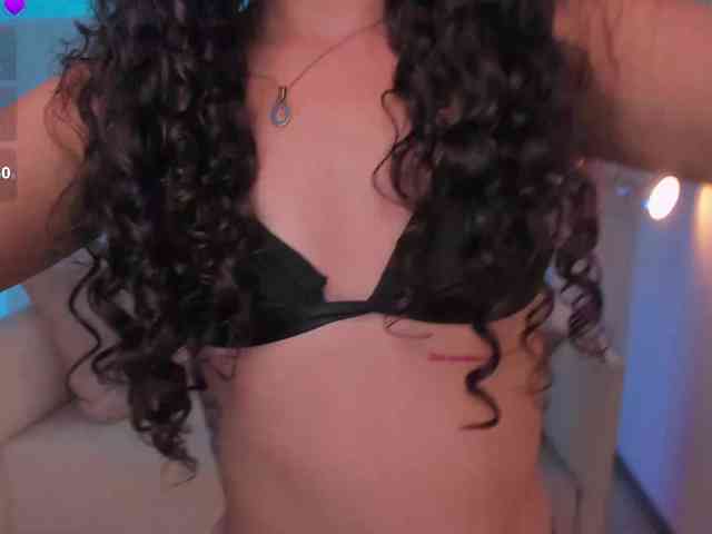 AprilRhodes webcam