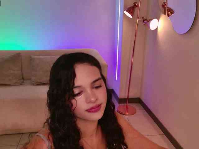 AprilRhodes webcam