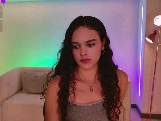 AprilRhodes webcam