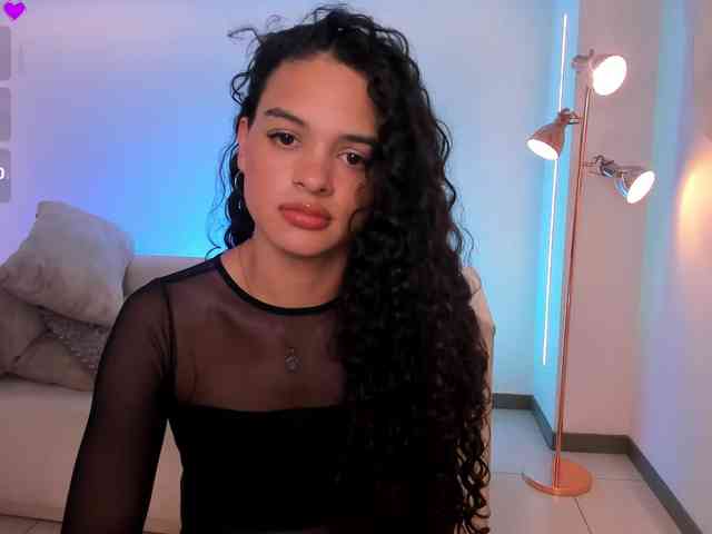 AprilRhodes webcam