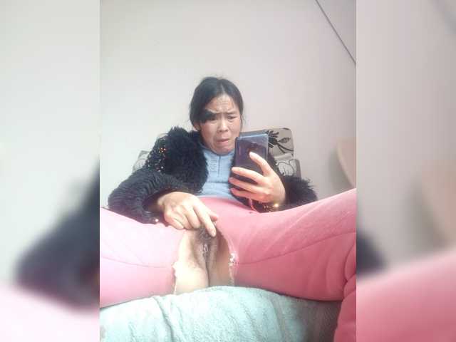 hujiajiajia1314's BongaCams show and profile