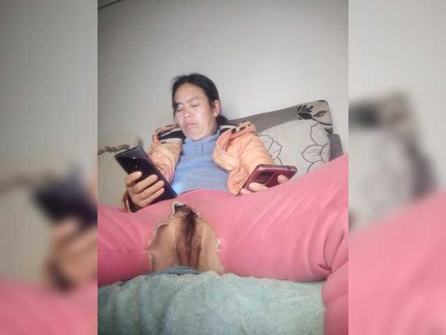 hujiajiajia1314's BongaCams show and profile