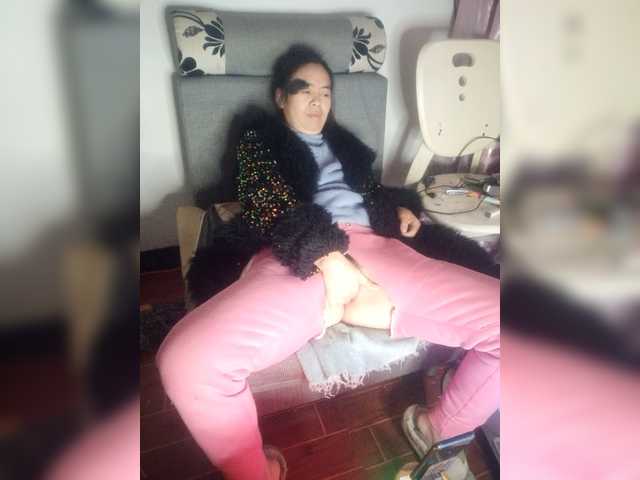 hujiajiajia1314's BongaCams show and profile