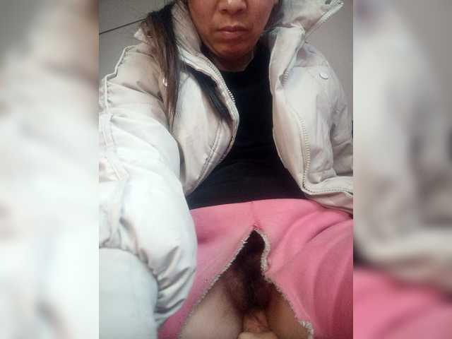 hujiajiajia1314's BongaCams show and profile