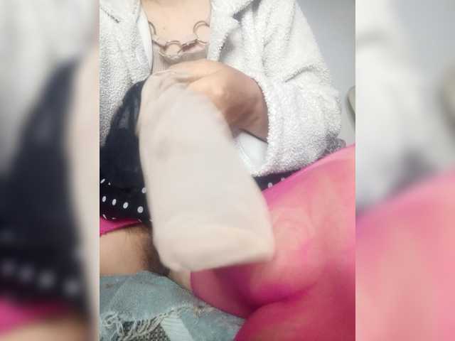 hujiajiajia1314's BongaCams show and profile