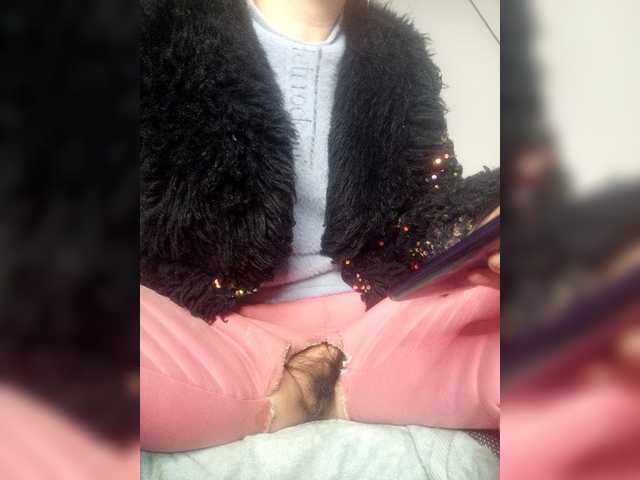 le modèle hujiajiajia1314 est en webcam porno dans un show sur le site bongacams, il possède les tags suivants: Asian,Brunette,Hairy