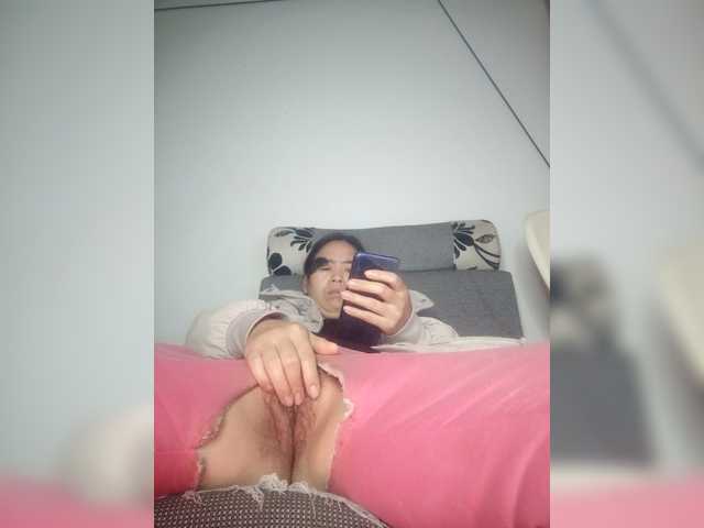 hujiajiajia1314's BongaCams show and profile