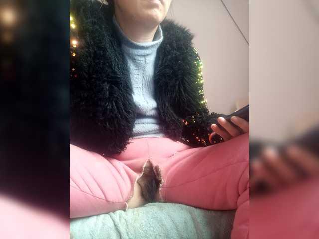 hujiajiajia1314's BongaCams show and profile