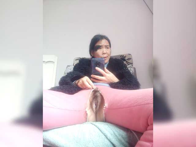 hujiajiajia1314's BongaCams show and profile