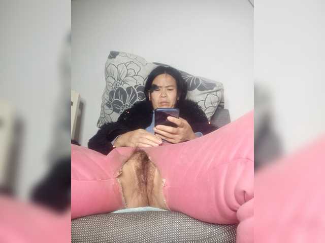 hujiajiajia1314's BongaCams show and profile