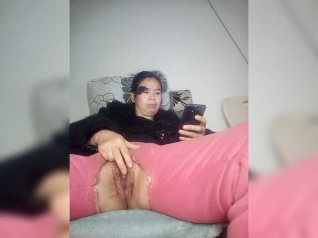 hujiajiajia1314's BongaCams show and profile