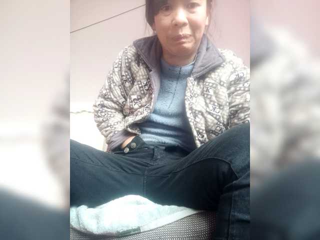 hujiajiajia1314's BongaCams show and profile