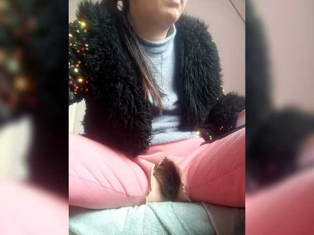 hujiajiajia1314's BongaCams show and profile