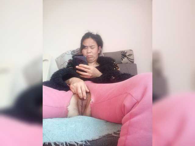 hujiajiajia1314's BongaCams show and profile