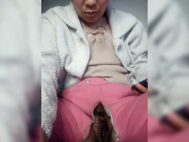 hujiajiajia1314's BongaCams show and profile