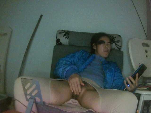 hujiajiajia1314's BongaCams show and profile