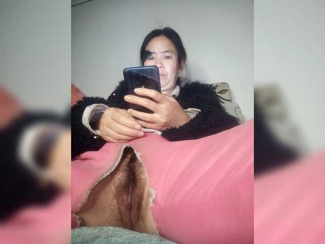 hujiajiajia1314's BongaCams show and profile