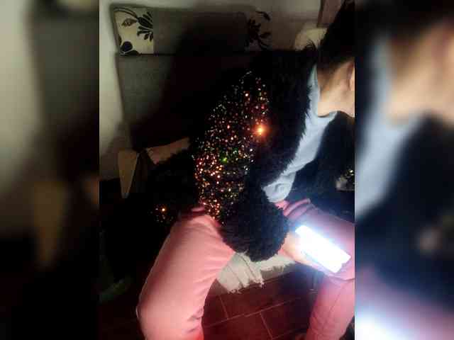 hujiajiajia1314 Live Webcam on BongaCams