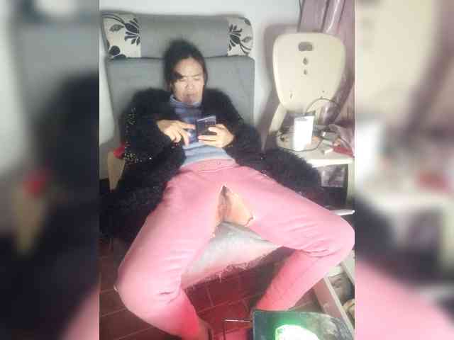 hujiajiajia1314 webcam