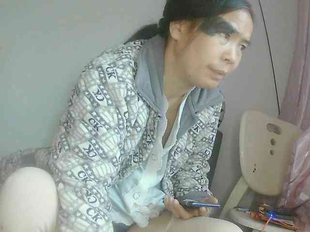 hujiajiajia1314 webcam