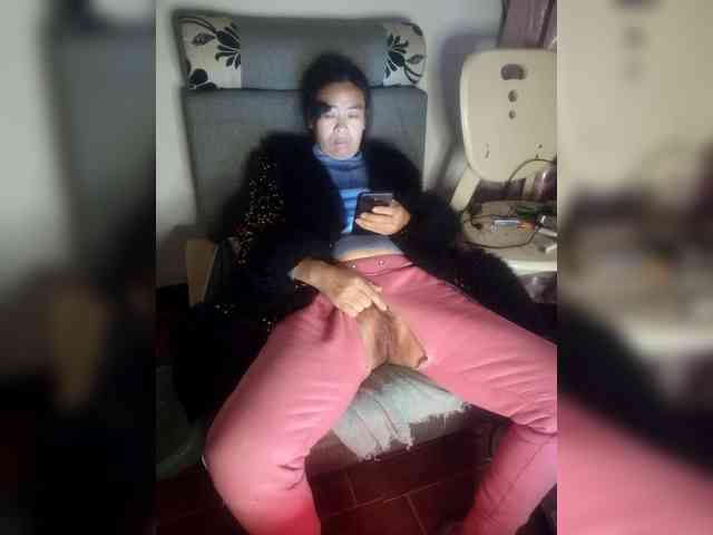 hujiajiajia1314 webcam