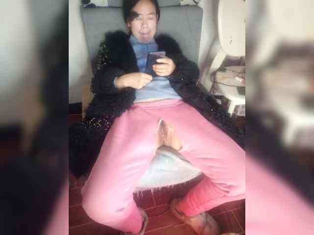 hujiajiajia1314 webcam