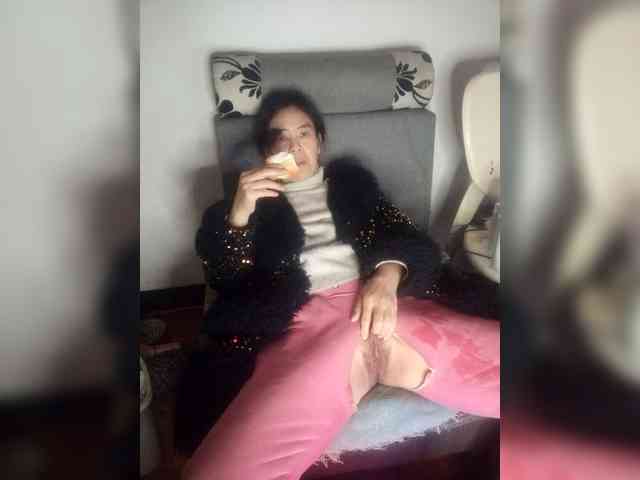 hujiajiajia1314 webcam