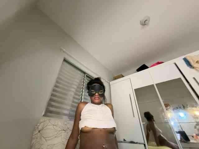 Blackhoney2