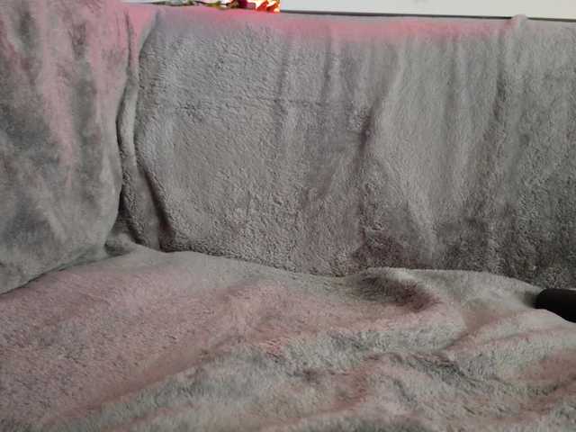 Lexypetite7's BongaCams show and profile