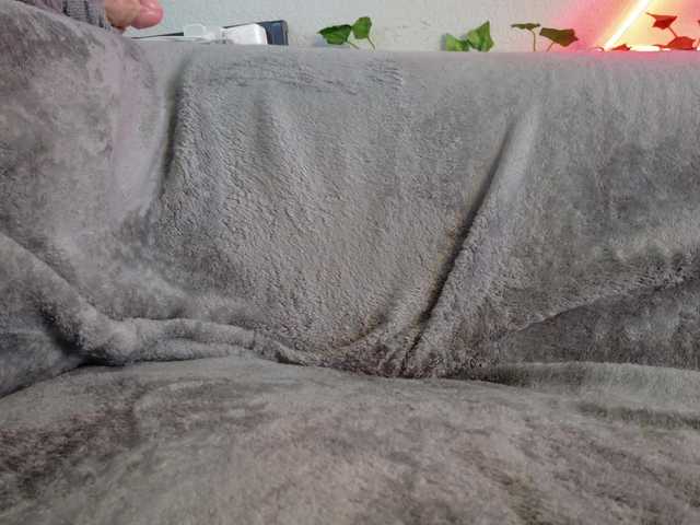 Lexypetite7's BongaCams show and profile