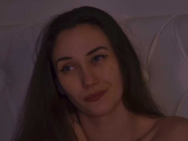 AliceMunro's BongaCams show and profile