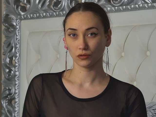 AliceMunro's BongaCams show and profile