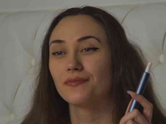 AliceMunro Live Webcam on BongaCams