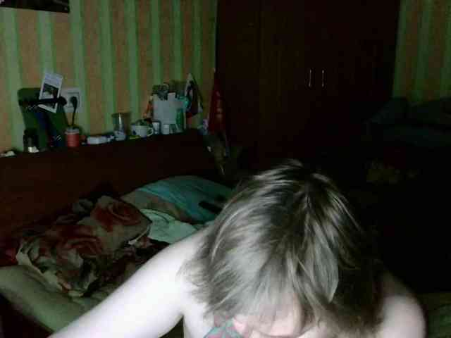 Yrec-poon Live Webcam on BongaCams