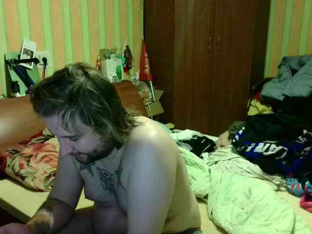 Yrec-poon Live Webcam on BongaCams