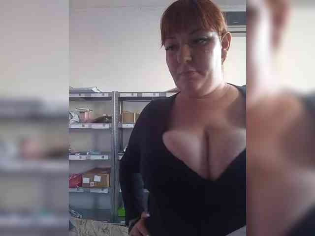 MiaLovely Live Webcam on BongaCams