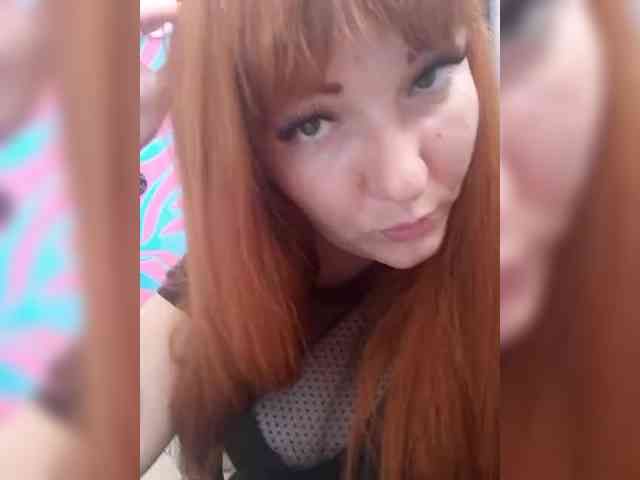 MiaLovely webcam