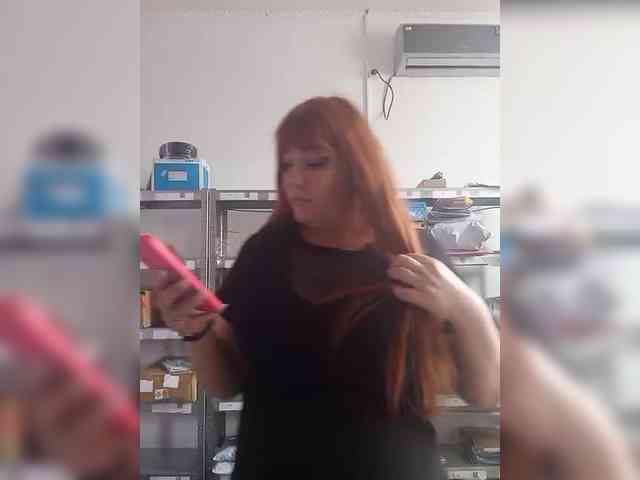 MiaLovely webcam