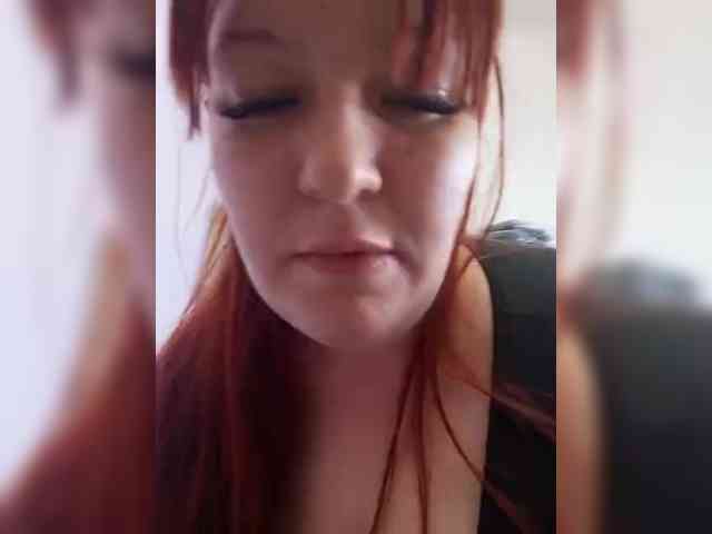 MiaLovely Live Webcam on BongaCams