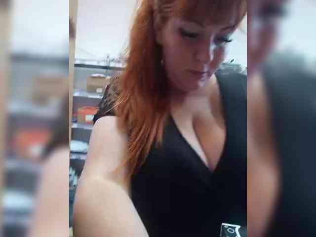 MiaLovely webcam