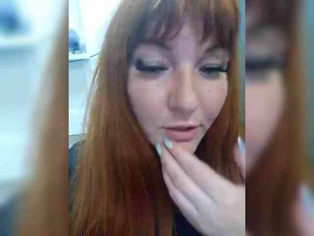 MiaLovely webcam