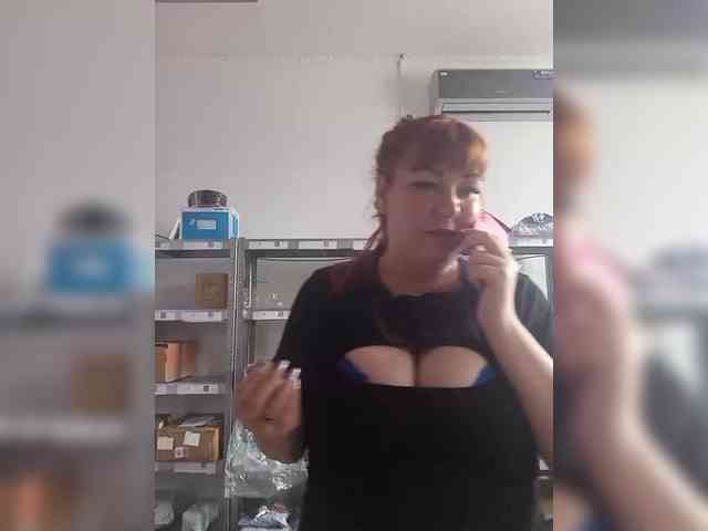 MiaLovely webcam